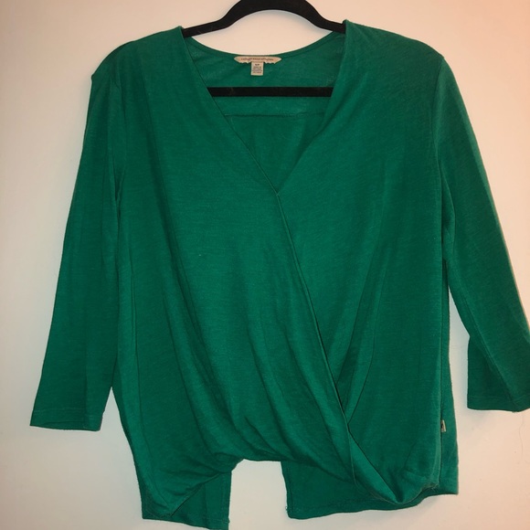 American Eagle Faux Wrap 3/4 shirt - Picture 1 of 3